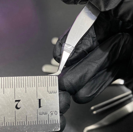 mishū Pro Tweezer